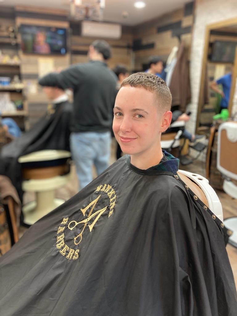 Maintaining a Professional Look While Growing Out Your Hair (For Men)